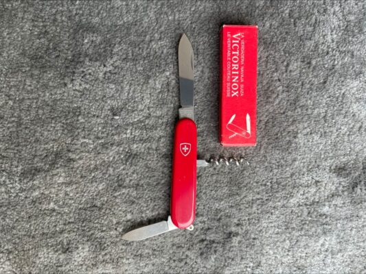 Victorinox Swiss Army Knife 2.3001 OLD